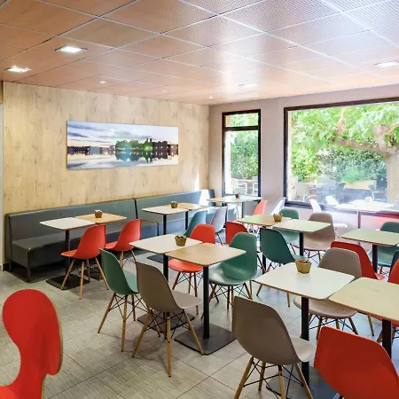 Отель Ibis Centre Pont De L'europe Авиньон
